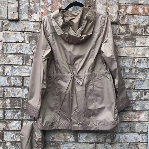 Cole Haan | Packable Hooded Jacket - Picture 5 of 10